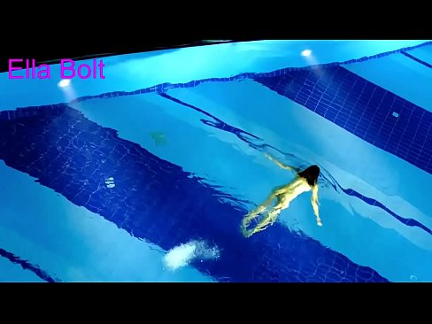 ❤️ म हेर्न रोक्न सक्दिन, जवान गोरा ELLA BOLT रिसोर्ट पूलमा नग्न पौडी खेल्दै समातियो ❤❌ गुदा भिडियो ne.javarchive.top मा ☑